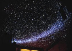 Звездное небо на потолке своими руками