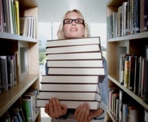 Высшее образование: нужно ли оно в современном обществе? Высшее образование: нужно ли оно в современном обществе?