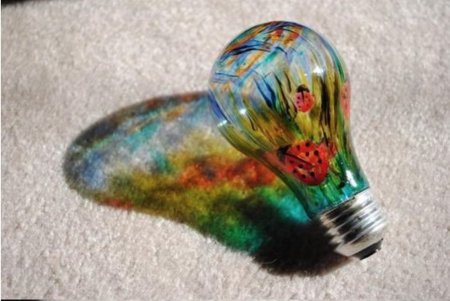 Как сделать лампочку излучающую разноцветный свет?