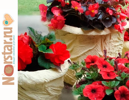 Как сделать красивый цветочник из старого пластикового ведра?