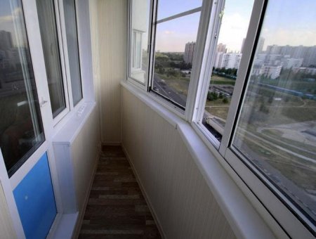 Популярные методы остекления балконов