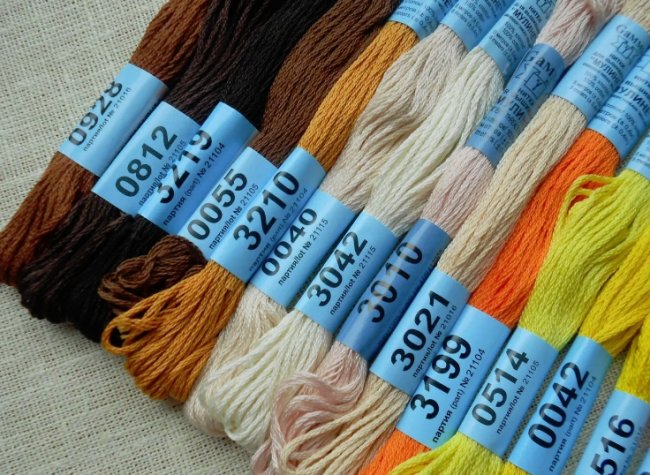 Разновидности ниток для вышивки