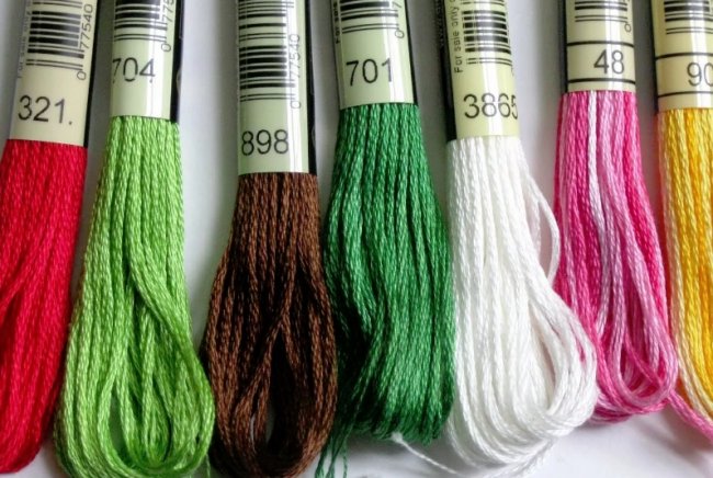 Разновидности ниток для вышивки