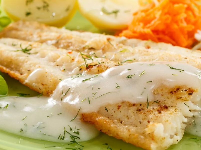 Треска филе в духовке самый вкусный рецепт. Филе трески с ризотто и овощами. Филе трески Eurofish. Рецепт лиденча петушок.